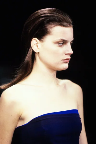 Look 30